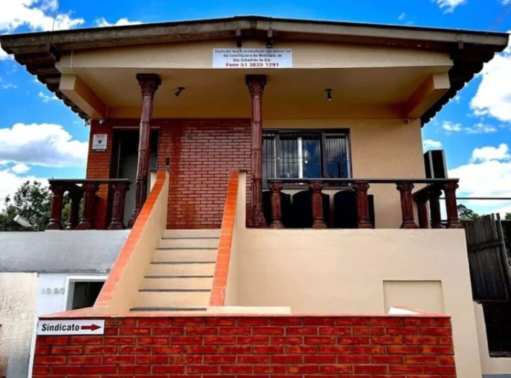 SINDICATO DOS TRABALHADORES NAS INDÚSTRIAS DA CONSTRUÇÃO E DO MOBILIÁRIO